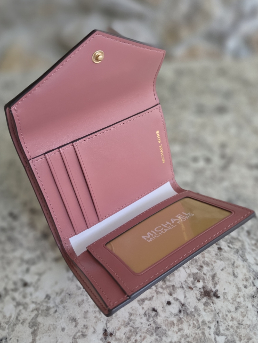 Michael Kors Jet Set Logo Medium Pink Trifold Wallet - Picture 3 of 6